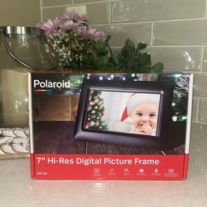 BRAND NEW | Polaroid Digital Picture Frame